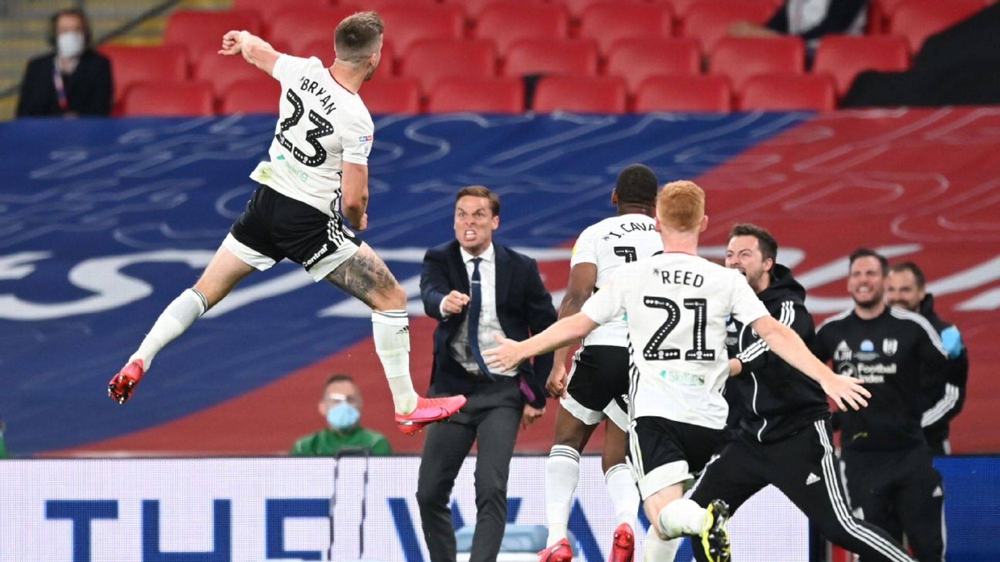 突破重围 突破重围