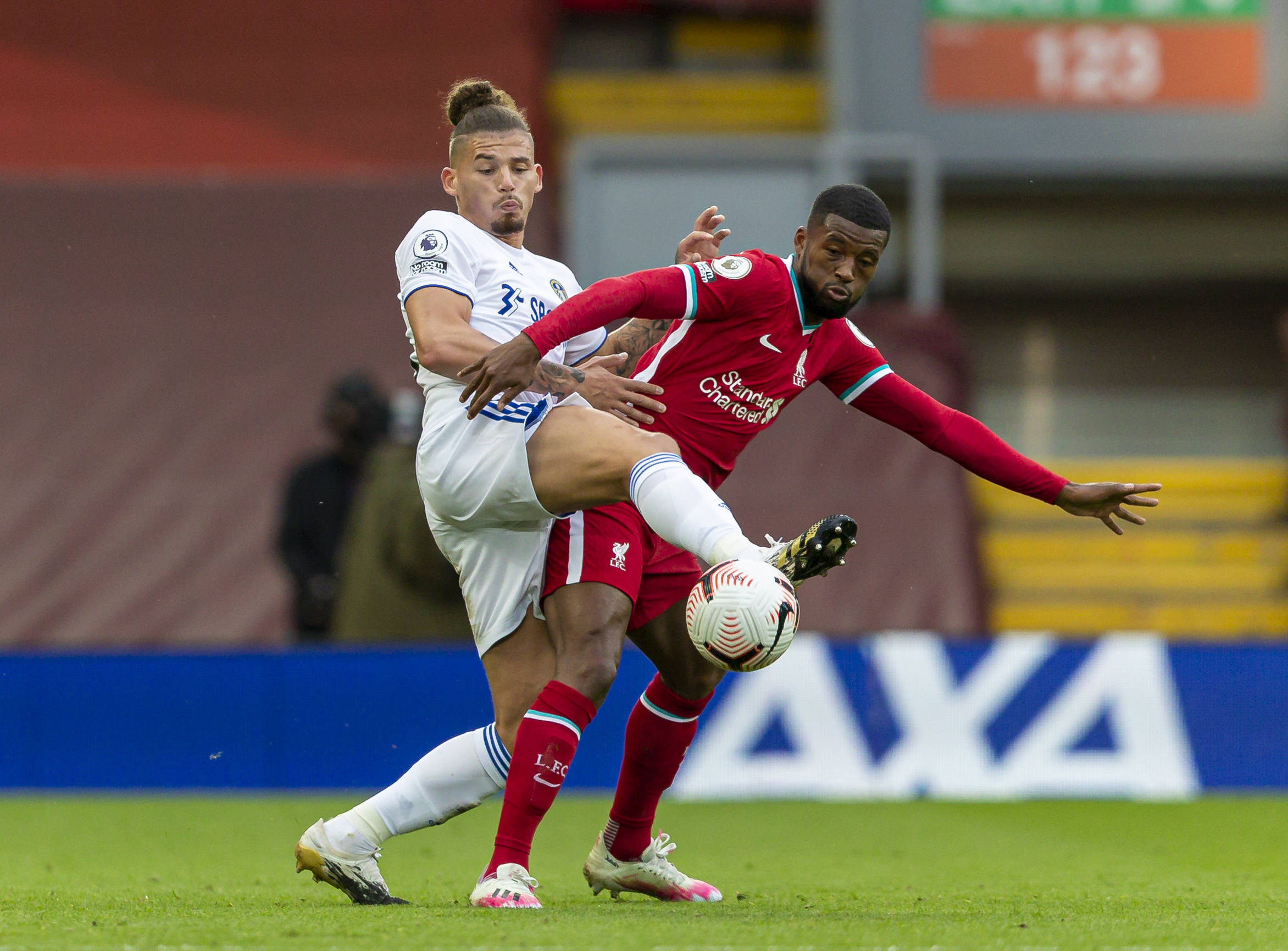 拔得头筹 拔得头筹