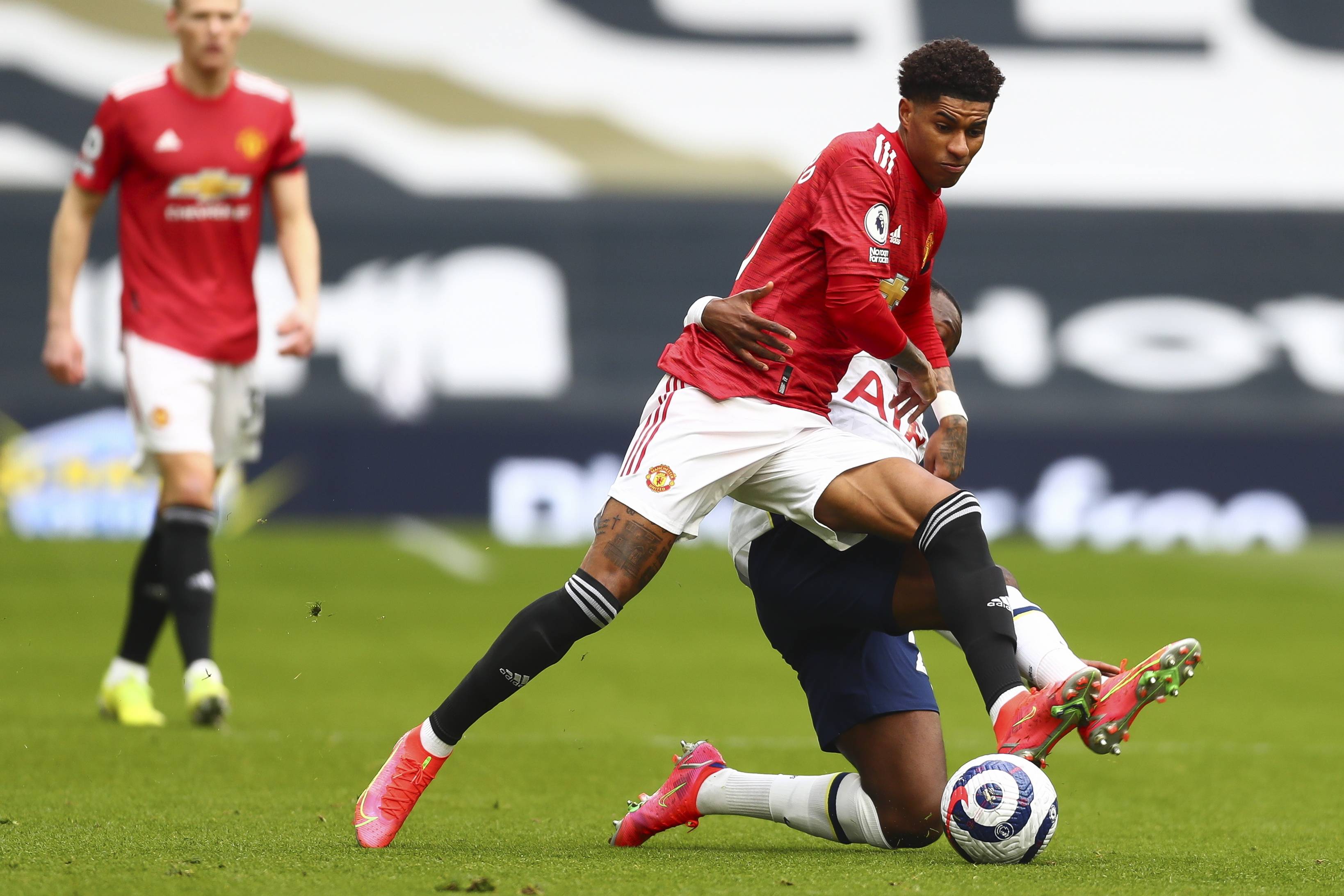 俱樂部的高 俱樂部的高