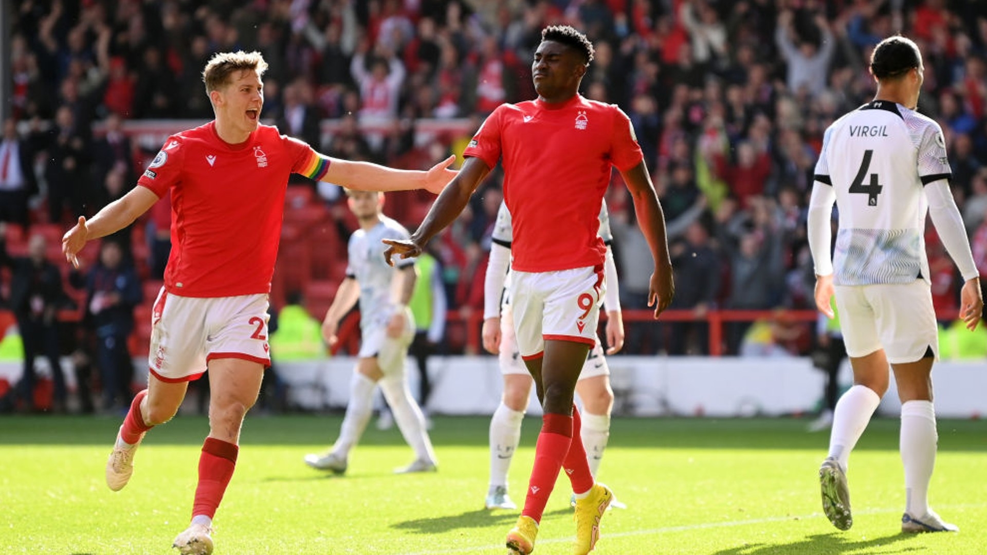 反應與足球 反應與足球